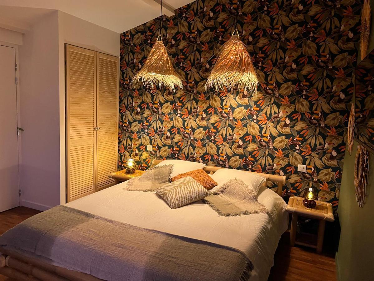 La Belle Marcelle - Chambre D Hotes Avec Jacuzzi Bed & Breakfast Beauvallon  ภายนอก รูปภาพ